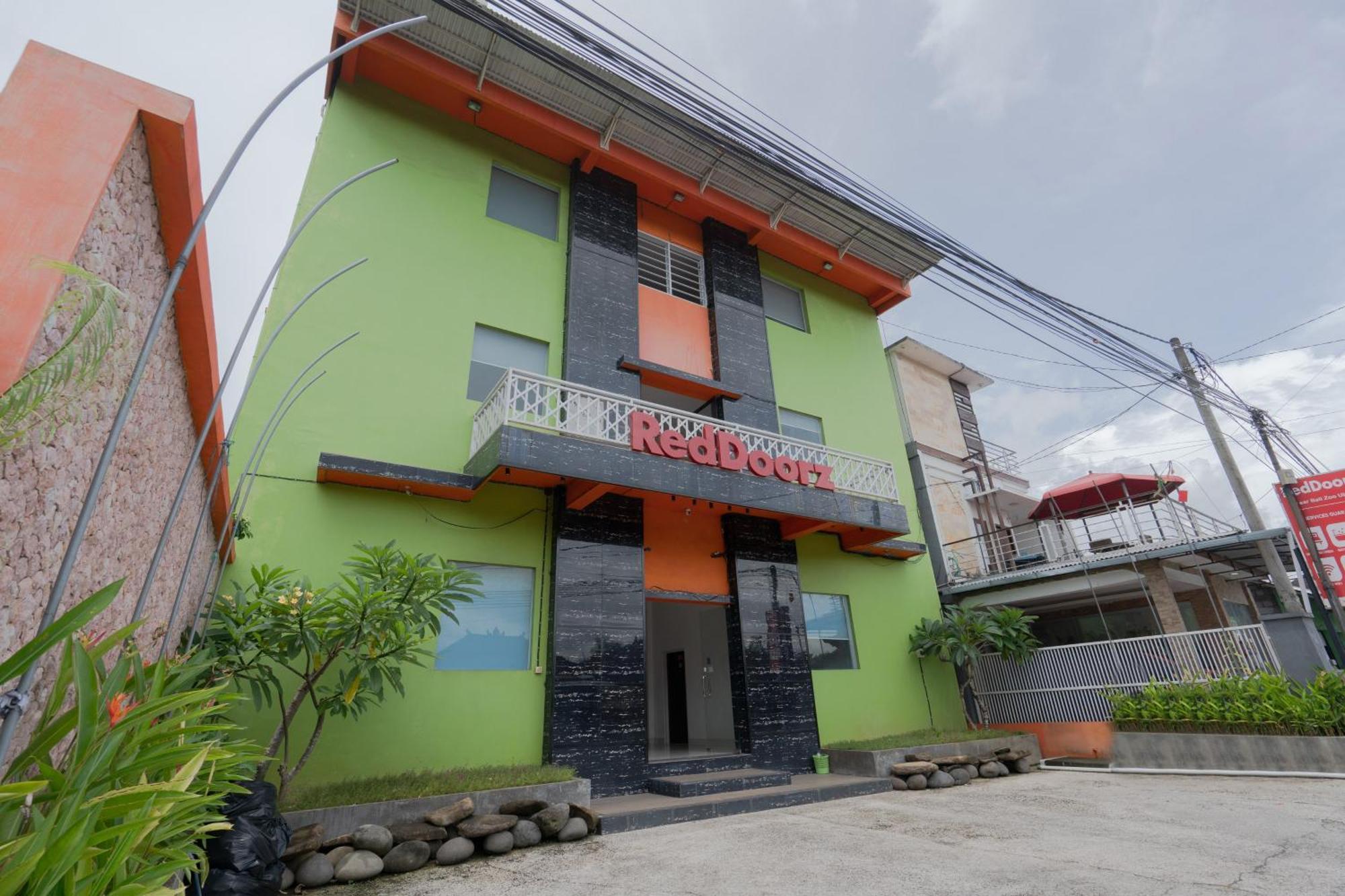 Reddoorz Near Ubud Village Sukawati  Exterior photo